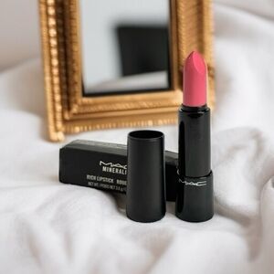 MAC Mineralize Rich Lipstick Matte LipColor BE FABULOUS NIB Discontinued RARE